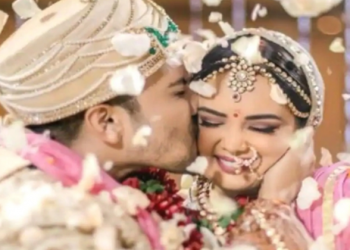 রিসেপশন মাতিয়ে দিলেন আদিত্য