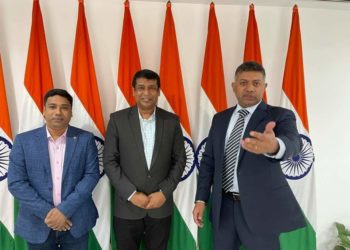 DCAB Delegation meet Indian HC in Dhaka 