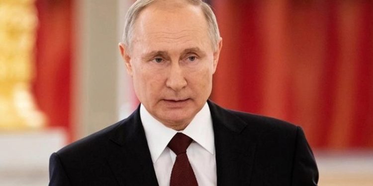 Putin is also destroying Russia