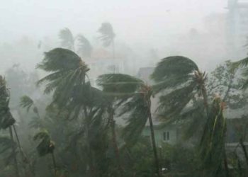 Storm-rain forecast, rising temperature