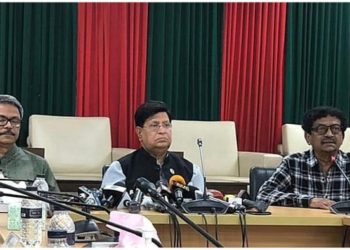 When I turned on the camera, it seemed that Bangabandhu was wandering in Kolkata: Gautam Ghosh