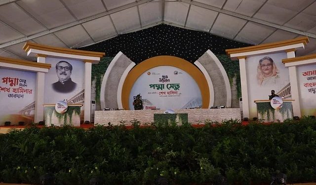Shortly after the inauguration, the Prime Minister reached Mawa