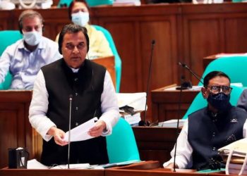 Bangladesh places Tk 6,78,064cr budget for FY23 in JS