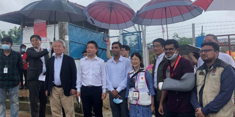 Parliamentary Vice-Minister for Foreign Affairs of Japan visits refugee camps in Cox’s Bazar