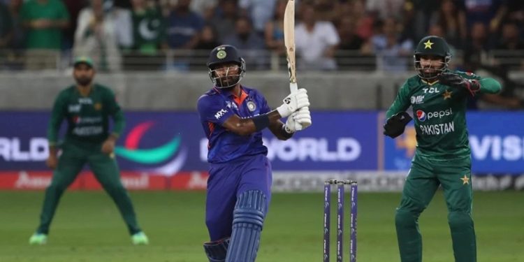 Even though it took 15 in the last over, Hardik had no problem