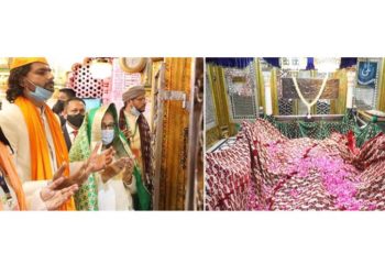 Prime Minister visited Nizamuddin Dargah