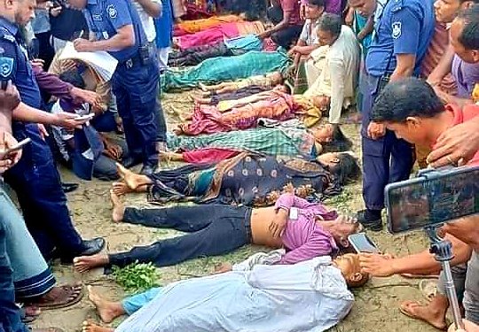 Boat sinking in Bangladesh: Death toll rises to 39