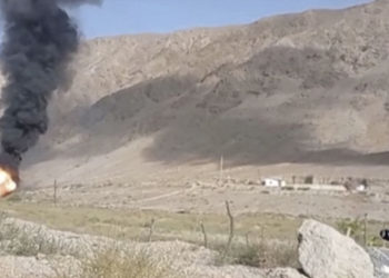 Kyrgyzstan reports heavy fighting with Tajikistan, 24 killed