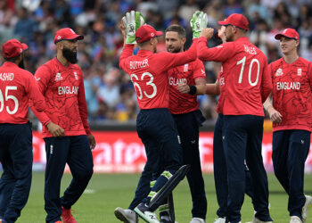 England beat India by 10 wickets in the World Cup final