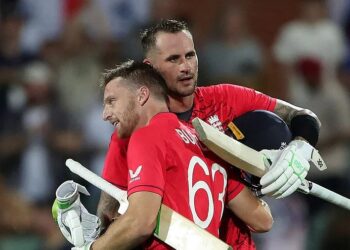 This is how Alex Hales came back