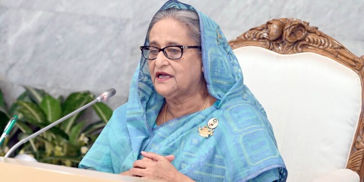 Work in advance to avert famine: PM tells secretaries