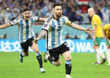 Argentina in the last eight in mind-blowing football