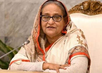 PM urges Metro Rail commuters to follow guidelines