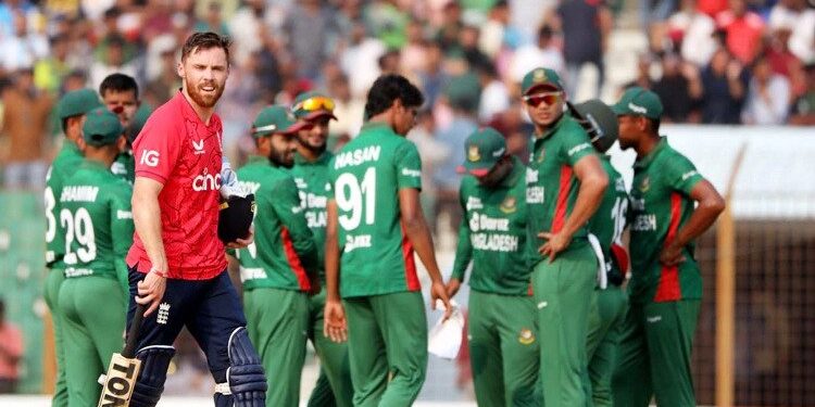 England stopped at 156 runs in the great death bowling of the Tigers