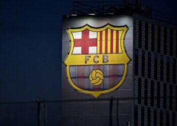 Barcelona charged with corruption in referee affair