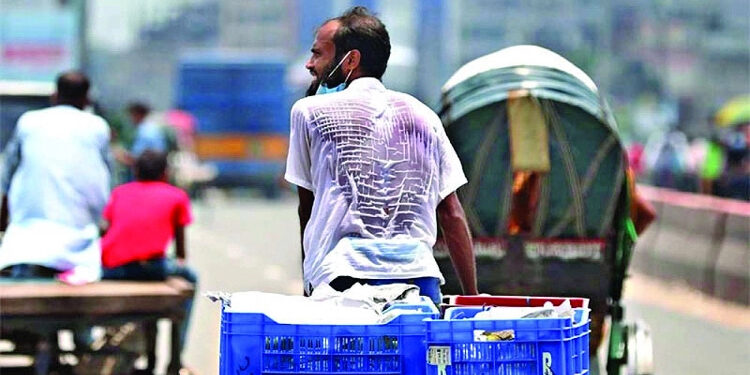 Severe heat wave grips some parts of Bangladesh