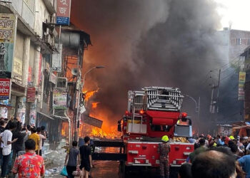 Massive fire breaks out at Bangabazar in Bangladesh