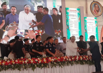 ‘Extremists who surrender will be given maximum support’