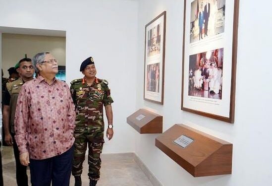 President visits Bangabhaban Toshakhana Museum