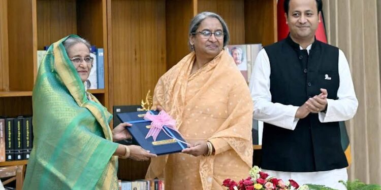 PM unveils SSC, equivalent results