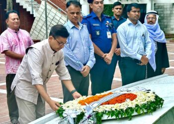 Indian High Commissioner  Pranay Verma visits Tungipara to pay homage to Bangabandhu