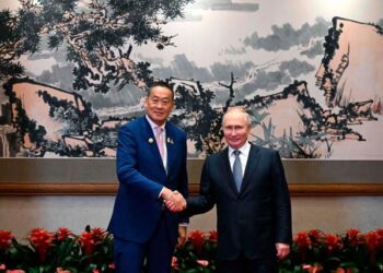 Thai PM invites Putin for official visit
