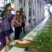 PM pays homage to Russell, other martyred family members