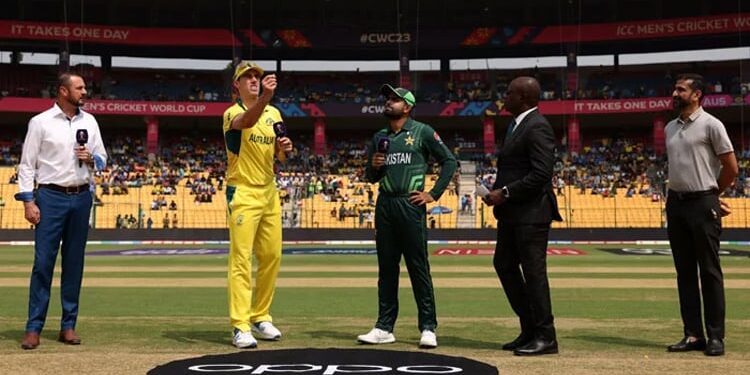 Pakistan bowl first against Australia in World Cup