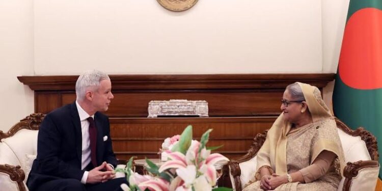 PM seeks Swiss investment in Bangladesh