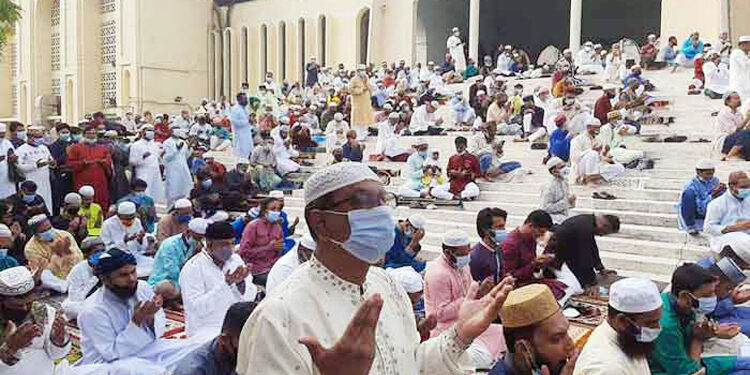 Prayers in mosques for Palestinians