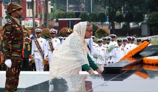 PM pays rich tributes to armed forces martyrs