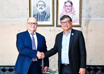 Australian High Commissioner paid farewell call on B’desh FS Masud Bin Momen