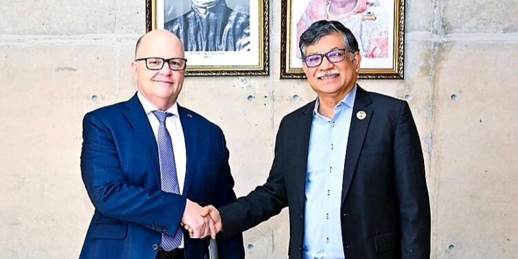 Australian High Commissioner paid farewell call on B’desh FS Masud Bin Momen