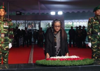 PM pays glowing tributes to Bangabandhu, martyred intellectuals