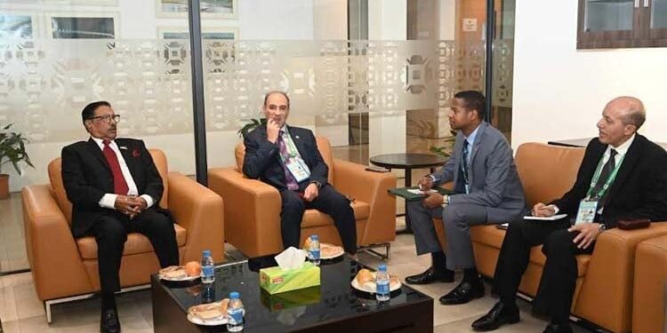 AL holds meeting with OIC election observer team on national polls