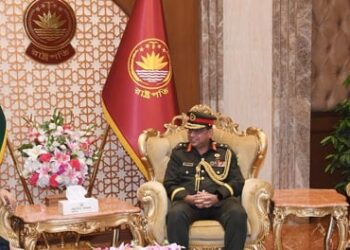 Army CGS, PSO call on President