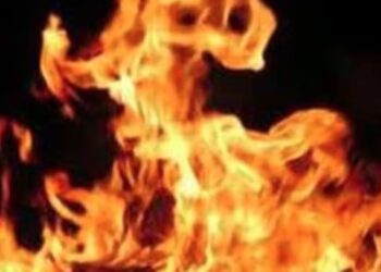 Fire at Chawkbazar Solaiman Tower under control
