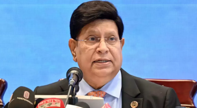 Dr. Yunus a national asset but he has committed criminal offence: Momen,B’Desh FM