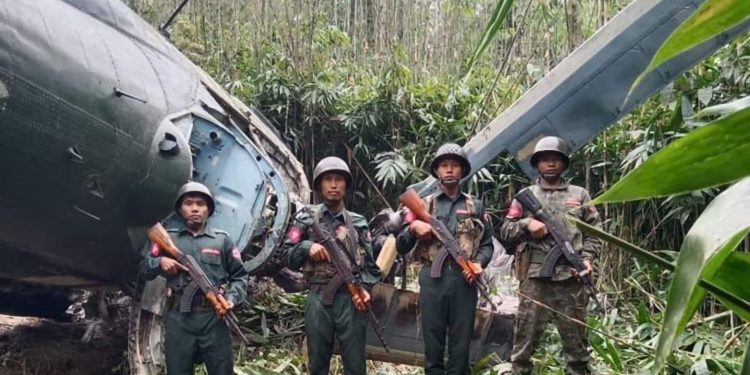 Arakan Army Says It Shot Down Myanmar Junta Helicopter in Chin State