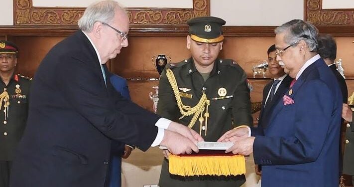 President receives credentials of seven ambassadors
