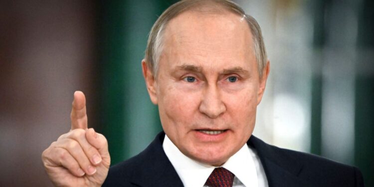 Russia Won’t Accept Any Ultimatums on Ukraine : Putin