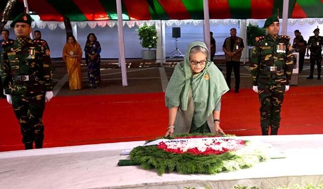 PM pays glowing tributes to Bangabandhu in Tungipara