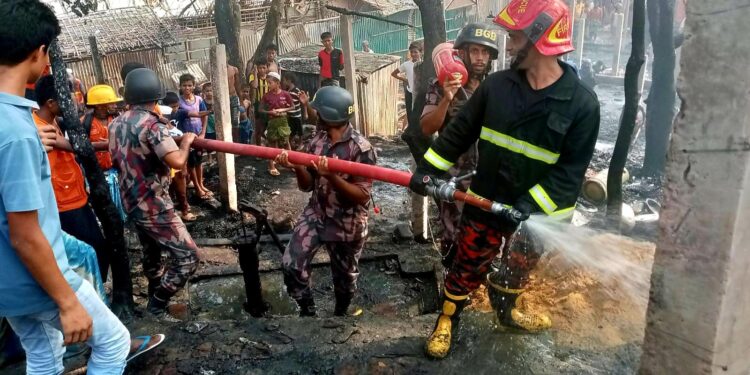 200 houses burnt in Rohingya camp in Ukhiya