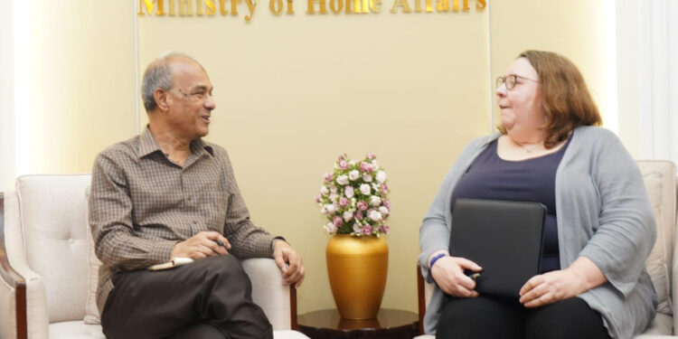 A meeting of the US Embassy Charge d’Affaires with the BD Home Affairs Adviser