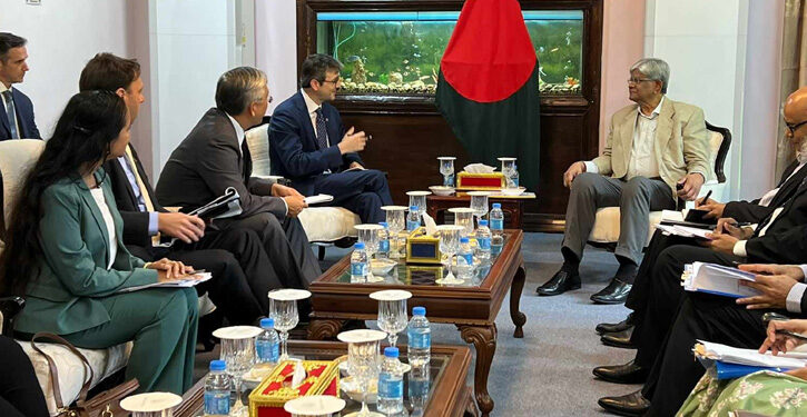 The United States gave 200 million dollars to the interim government of Bangladesh