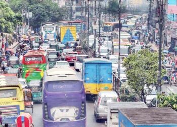 Festival of breaking rules on the road, ‘Thorai Care’ to traffic police