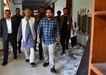 Chief Adviser Muhammad Yunus visits Gonobhaban