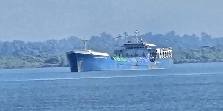 Three cargo boats carrying goods are stuck in the waters of St. Martin’s Island under the occupation of the Arakan Army