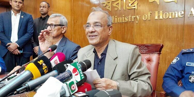India forced to halt fence construction due to BGB’s strong position
