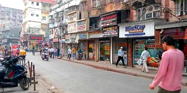Kolkata’s New Market, devoid of Bangladeshi tourists, traders are struggling